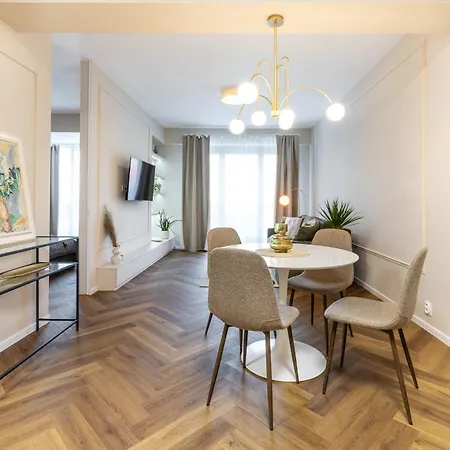 Ah Luxury Designer Aparment Bastova Lägenhet *