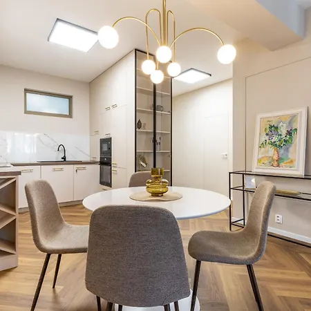 Ah Luxury Designer Aparment Bastova