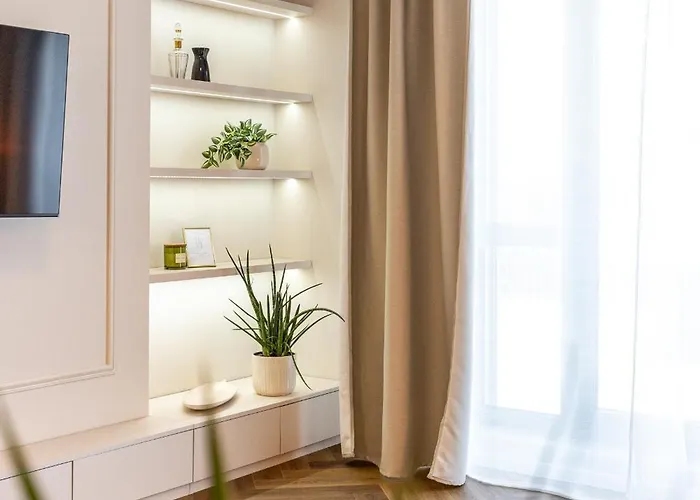 Ah Luxury Designer Aparment Bastova *