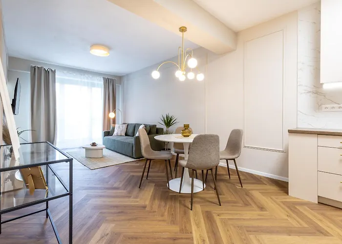 Ah Luxury Designer Aparment Bastova