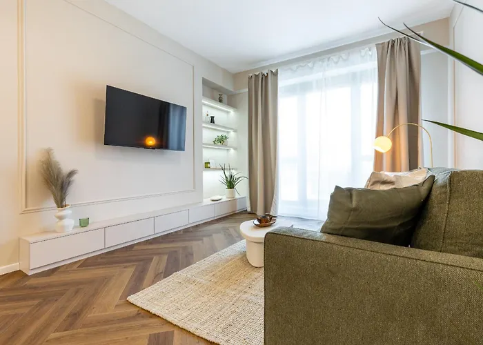 Ah Luxury Designer Aparment Bastova